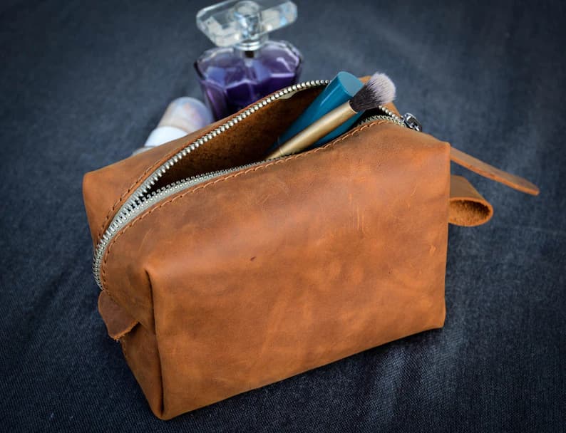 کیف آرایشی زنانه چرم طبیعی مدل Makeup Bag 22 | سیلوا چرم — تصویر ۴