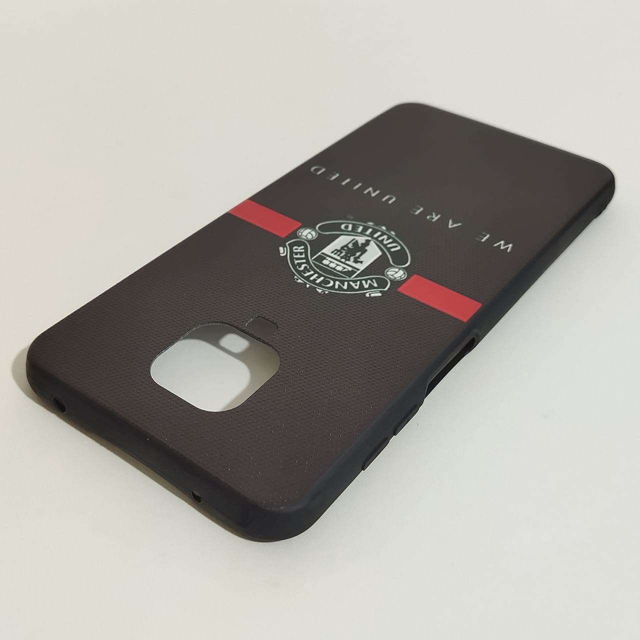 کاور کد 8977 مناسب برای گوشی موبایل شیائومی Redmi Note 9 Pro طرح تیم منچستر یونایتد — تصویر ۲
