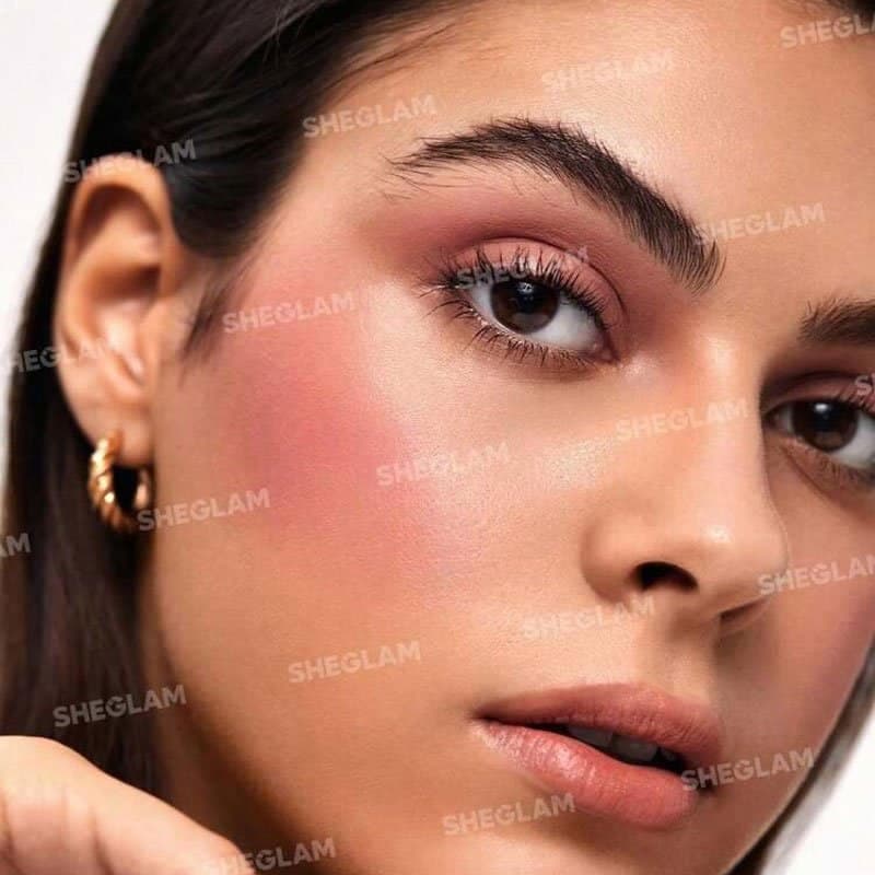 رژگونه پودری شیگلم SHEGLAM مدل Lightweight Matte رنگ Daydreaming — تصویر ۲
