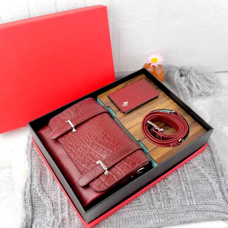ست کیف دخترانه و جاکارتی فلزی چرم 20-80 — تصویر ۳