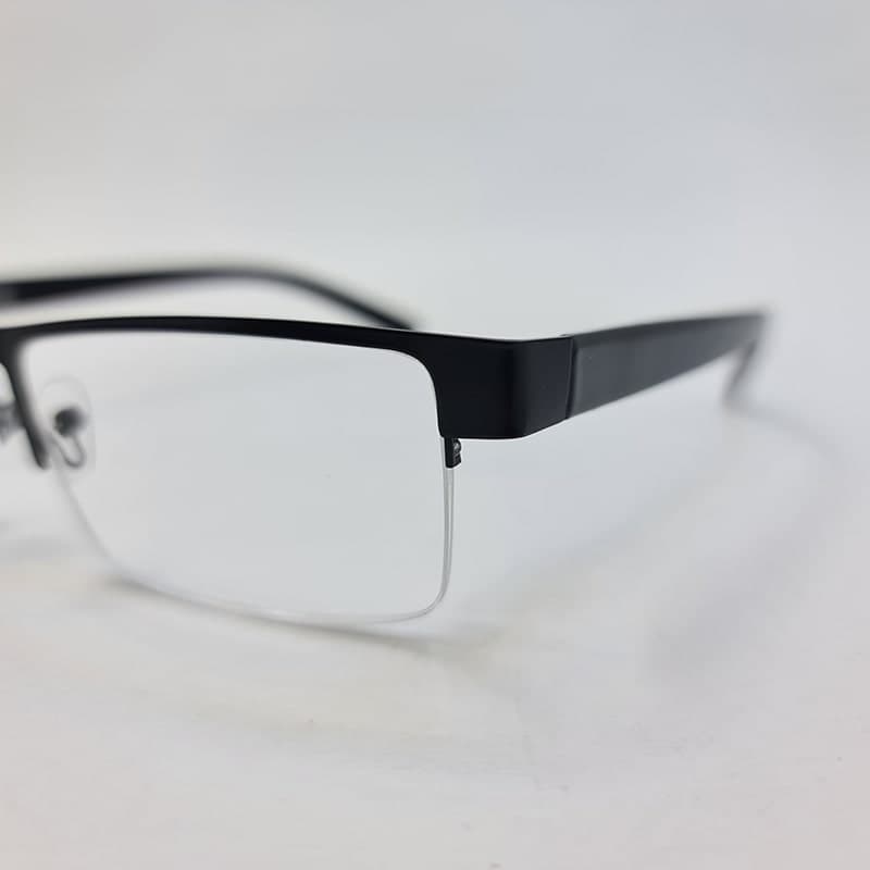 عینک مطالعه نیم فریم با نمره +2.00 مشکی، مستطیلی و دسته فنری مدل 03 — تصویر ۶