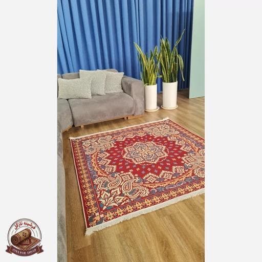 فرشینه مخمل مربعی استُپ دار ( اصلا سُر نمیخوره ) q117 — تصویر ۲