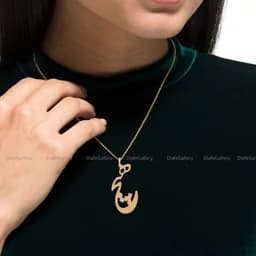 گردنبند نقره اسم هیچ پلاک نقره عیار 925 با آبکاری طلا و زنجیر استیل رنگ ثابت — تصویر ۲