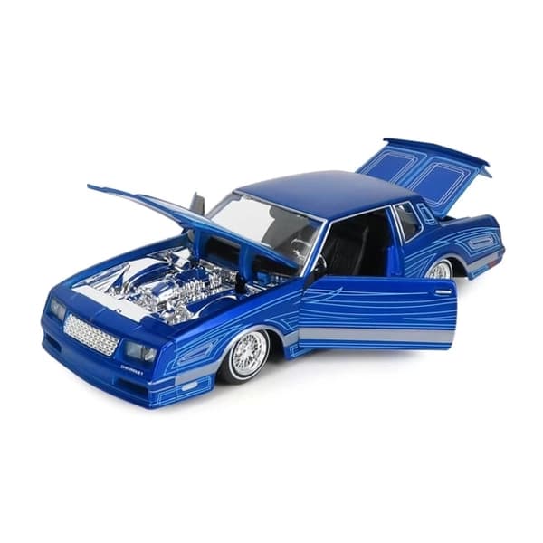 ماشین فلزی 1:24 مایستو مدل 1986 Chevrolet Monte Carlo SS سرمهای — تصویر ۳