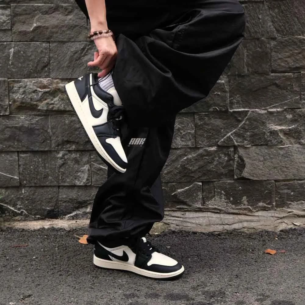 کتونی Nike مدل Air Jordan 1 Low SE Vintage Panda – FB9893-101 — تصویر ۸