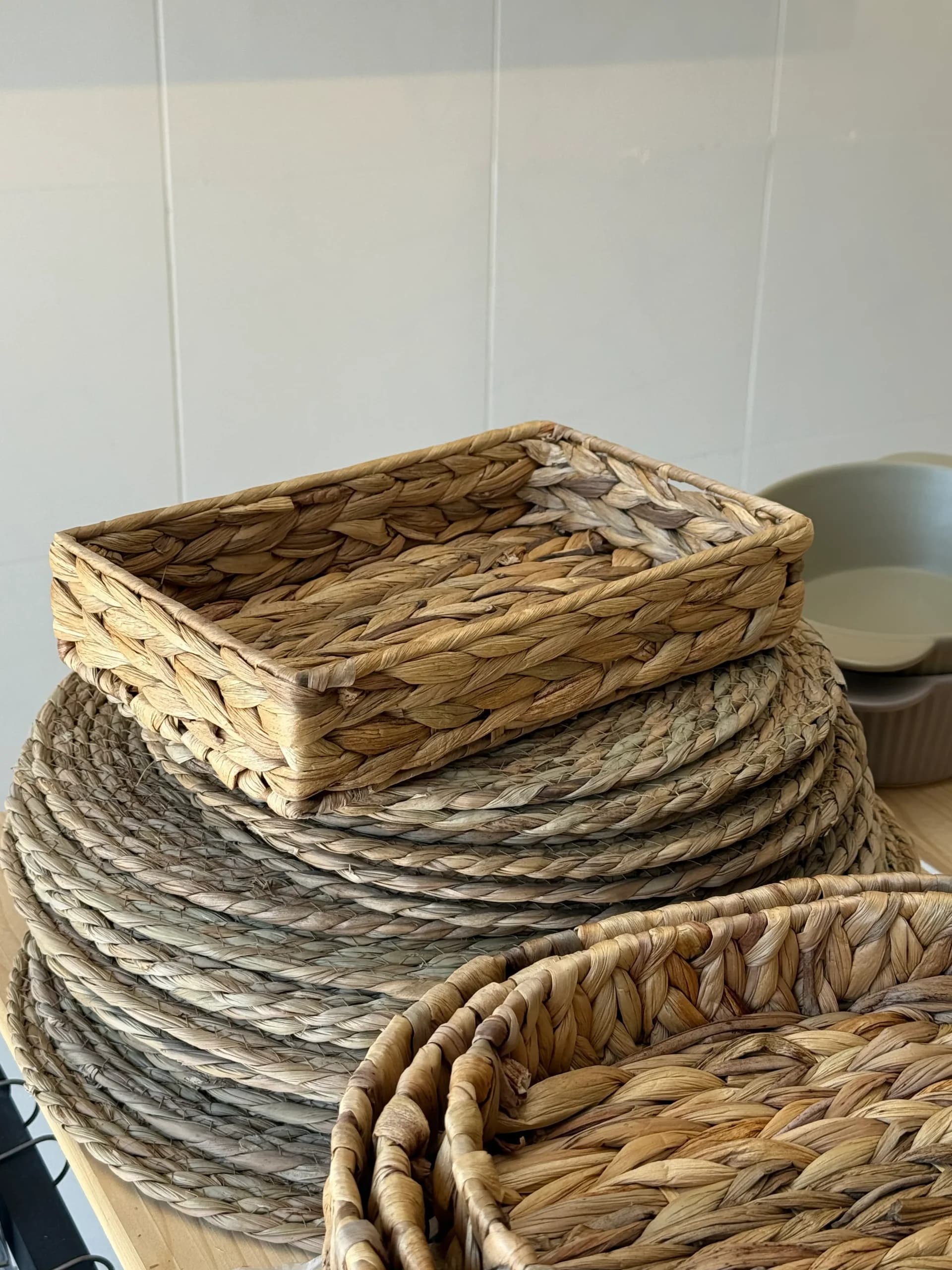 سبد حصیری الیاف طبیعی وارداتی مستطیلی — تصویر ۴