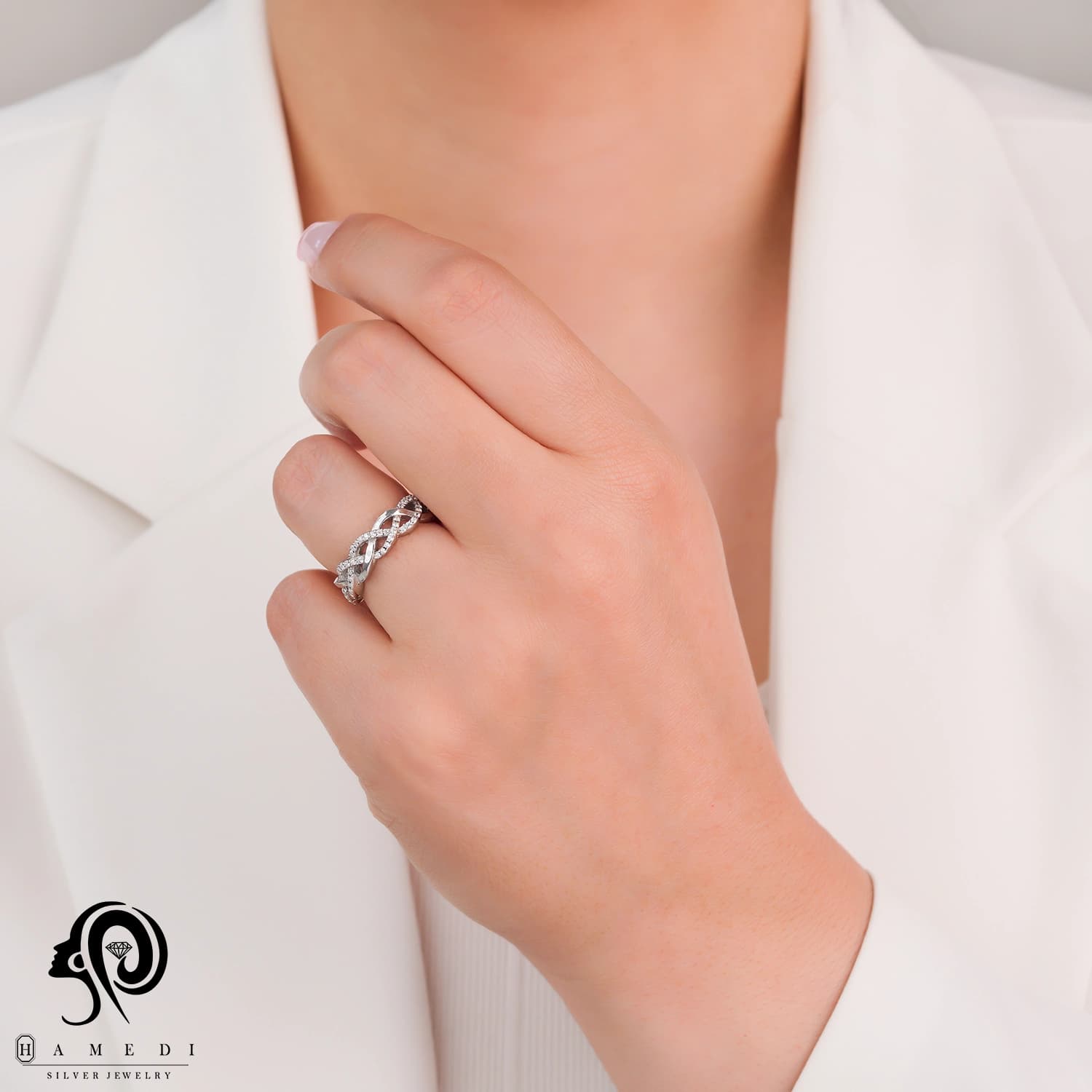 انگشتر کارتیر نقره زنانه اسپرت مدل RI B214 — تصویر ۲