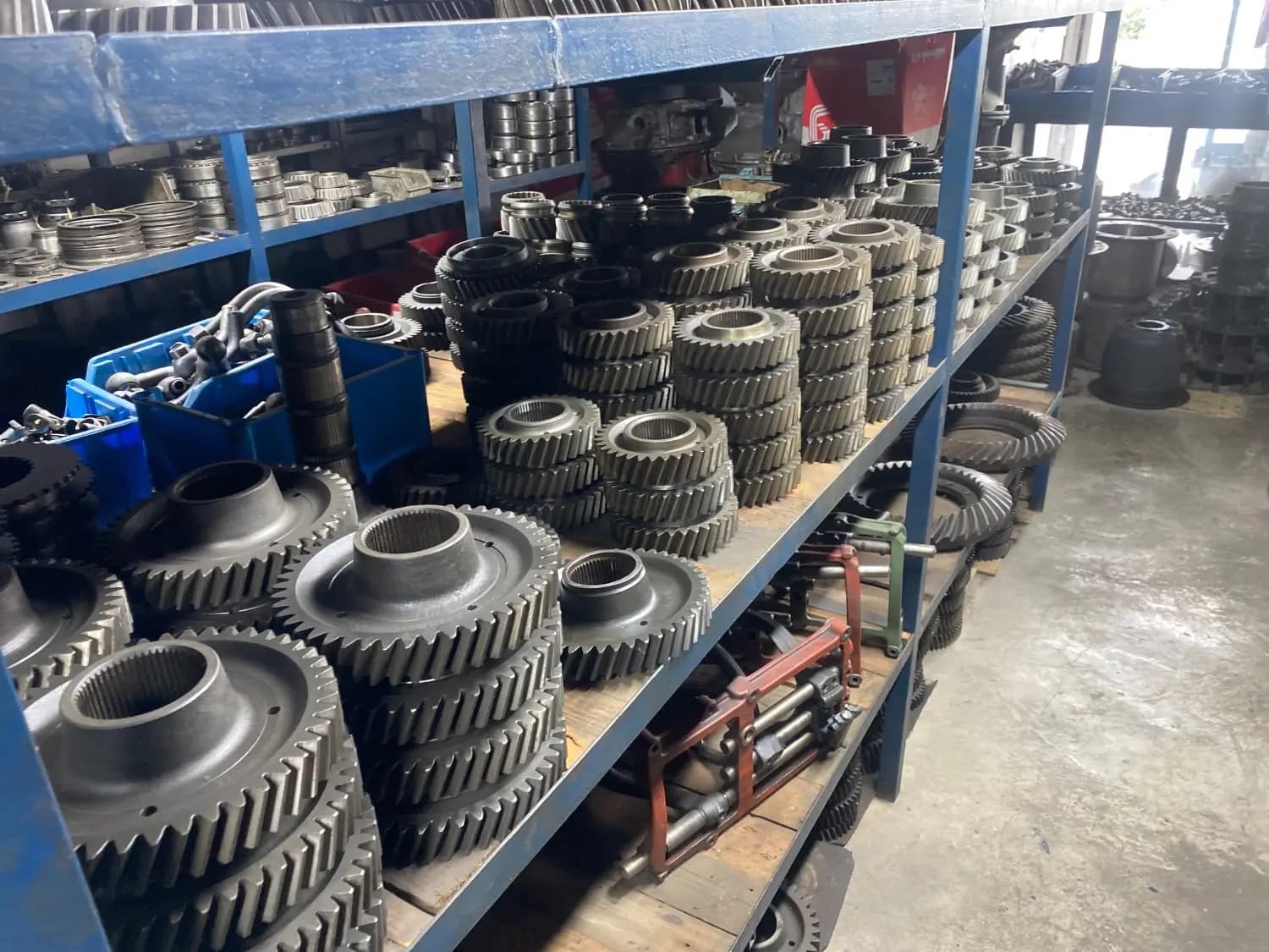 دنده های گیربکس استوک ولوو N10 و ولوو N12