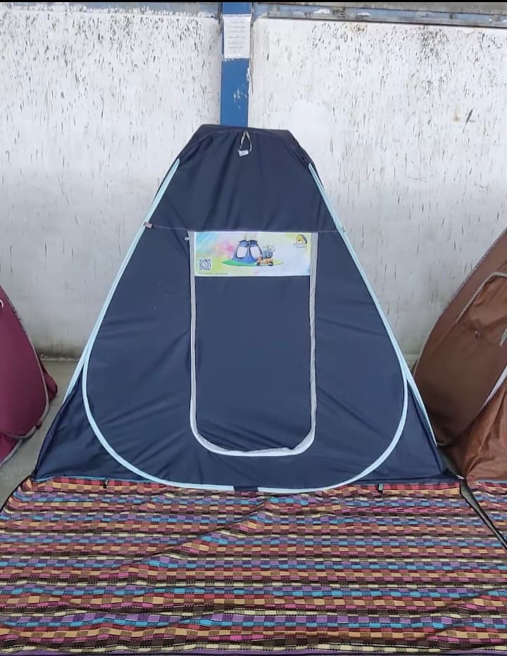 چادر مسافرتی ضد آب 4 نفره جنس برنو برزنتی ( با پنجره طرح ایتالیایی ) — تصویر ۷