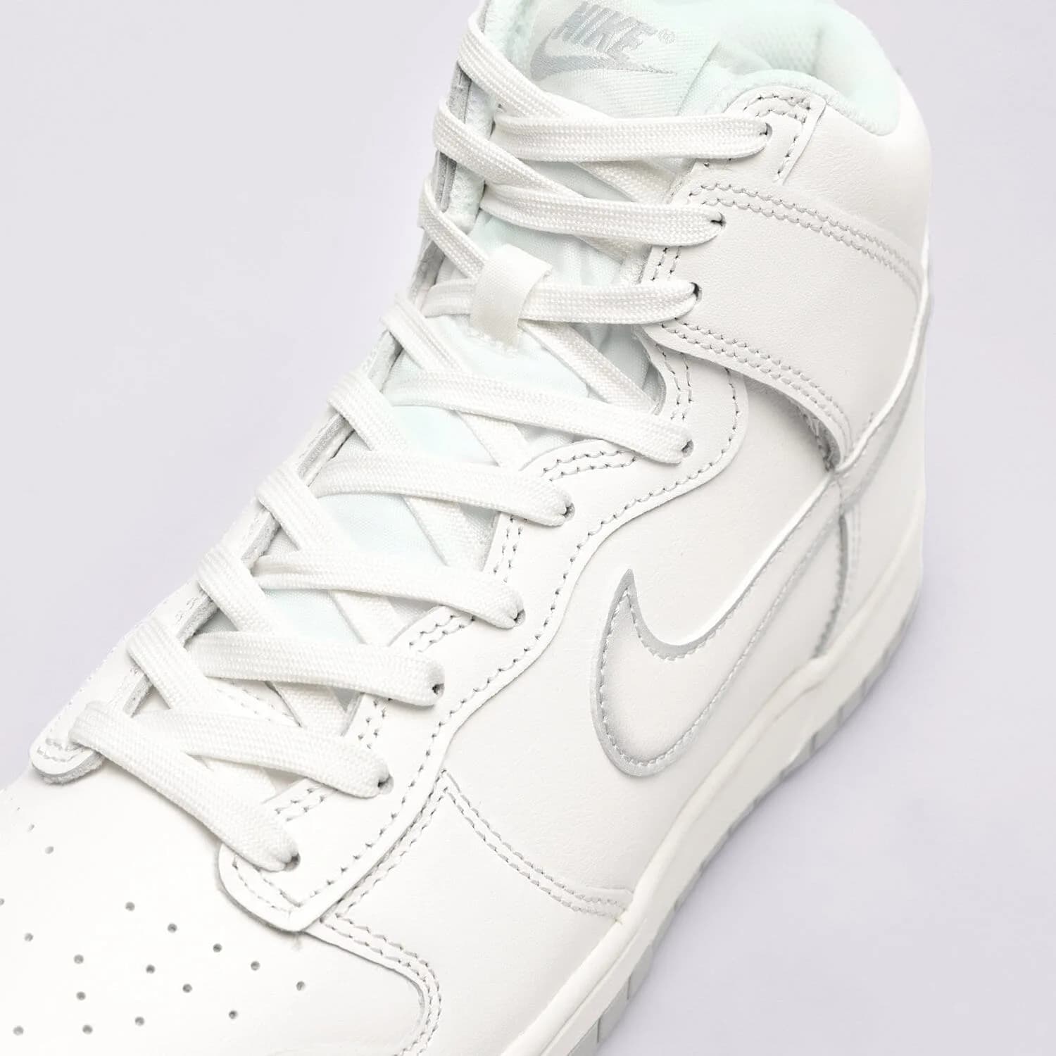 کتونی Nike مدل Dunk High Retro – FD6922-100 — تصویر ۶
