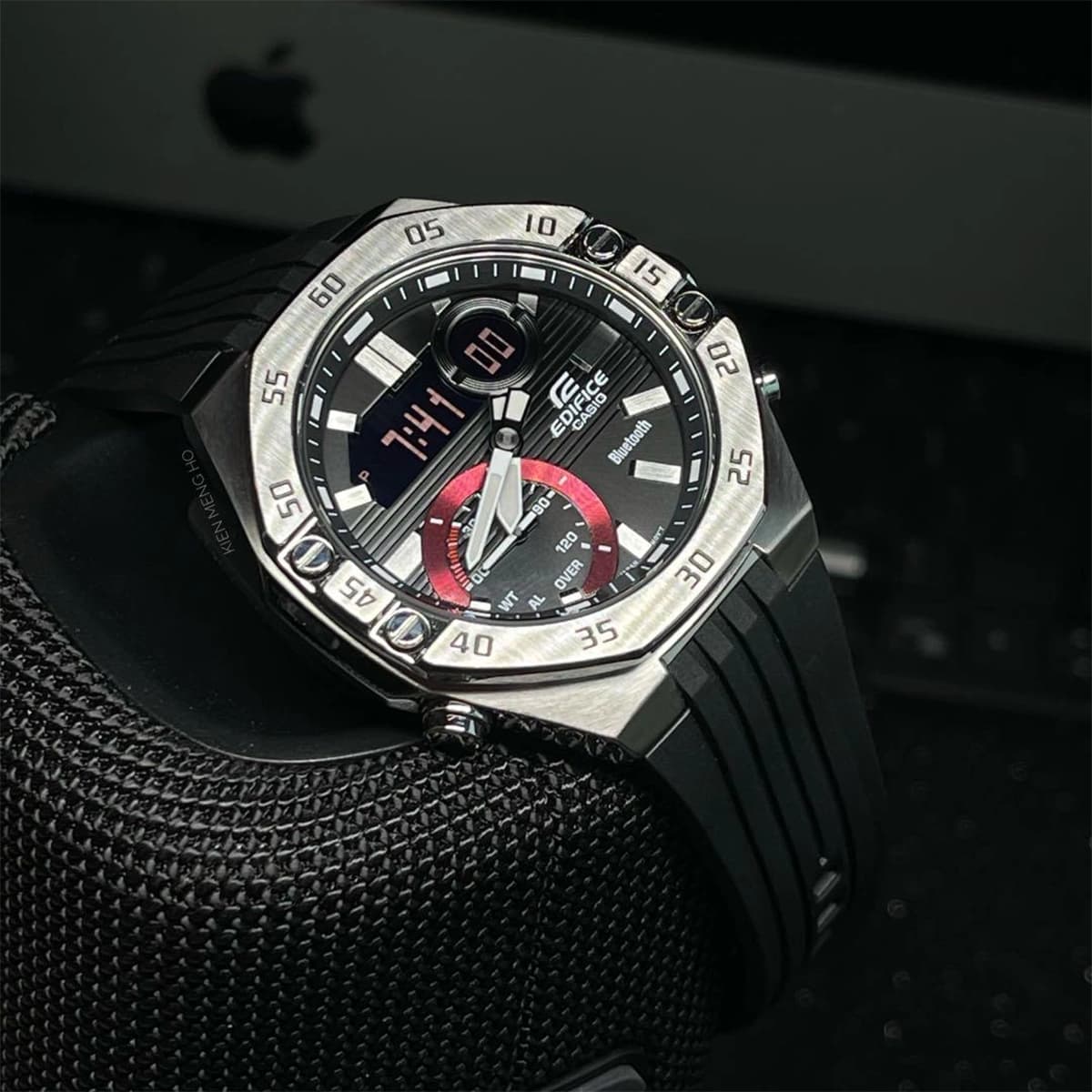 ساعت مچی مردانه کاسیو ادیفایس مدل Casio Edifice ECB-10P-1ADF — تصویر ۲