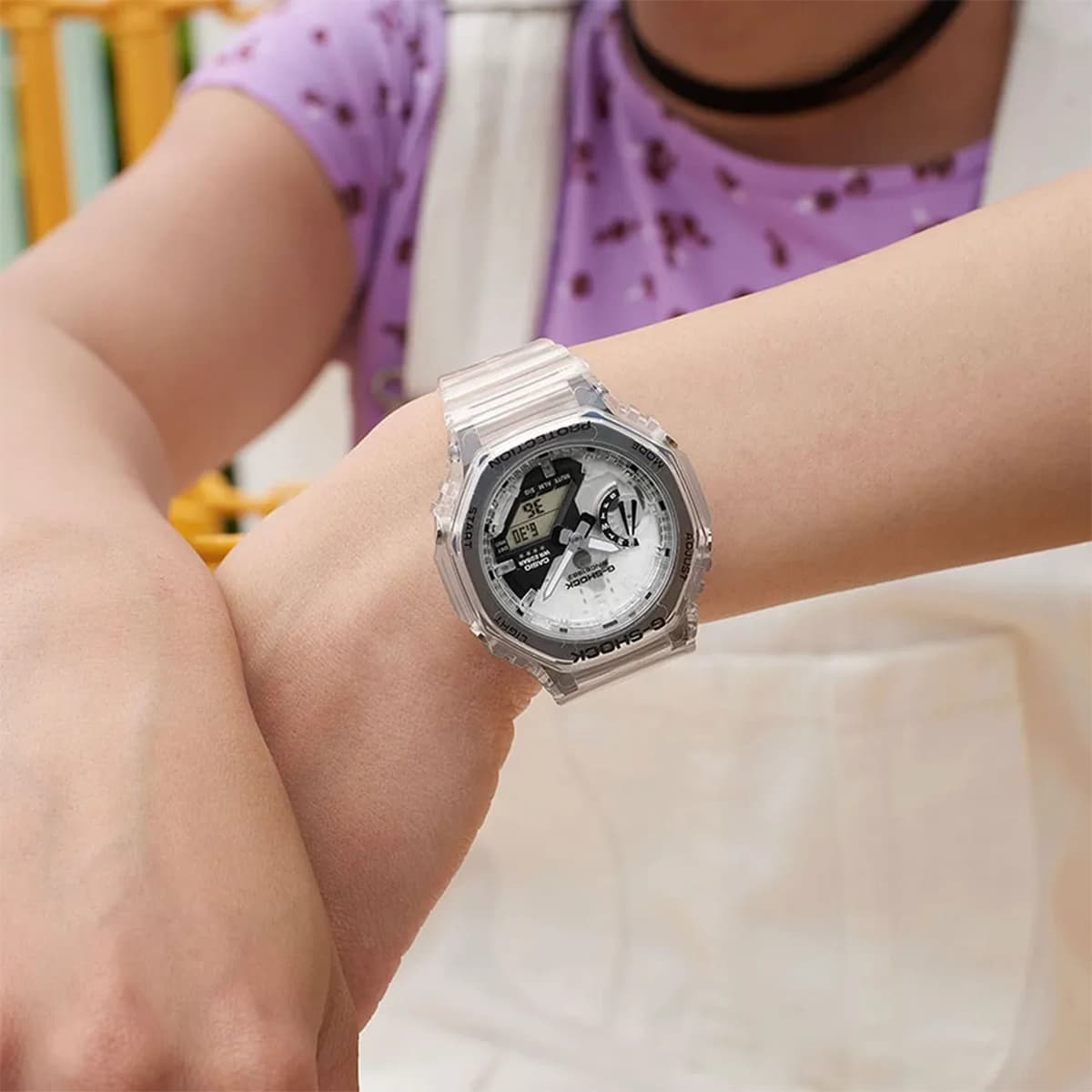 ساعت مچی زنانه کاسیو جی شاک مدل Casio G-Shock GMA-S2140RX-7ADR — تصویر ۶