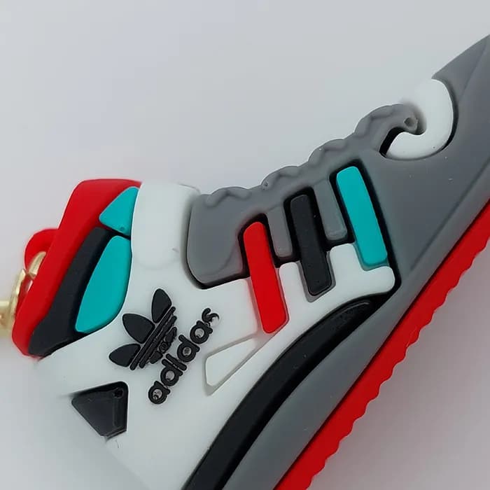 سرکلیدی سیلیکونی کفش آدیداس adidas طوسی 39060 — تصویر ۳
