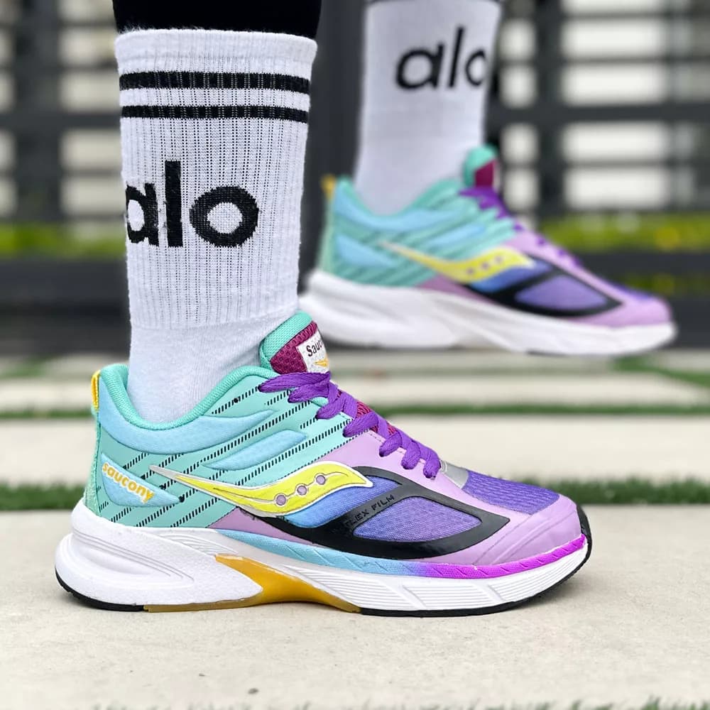 کتانی دخترانه Saucony بنفش کد 25835 — تصویر ۲
