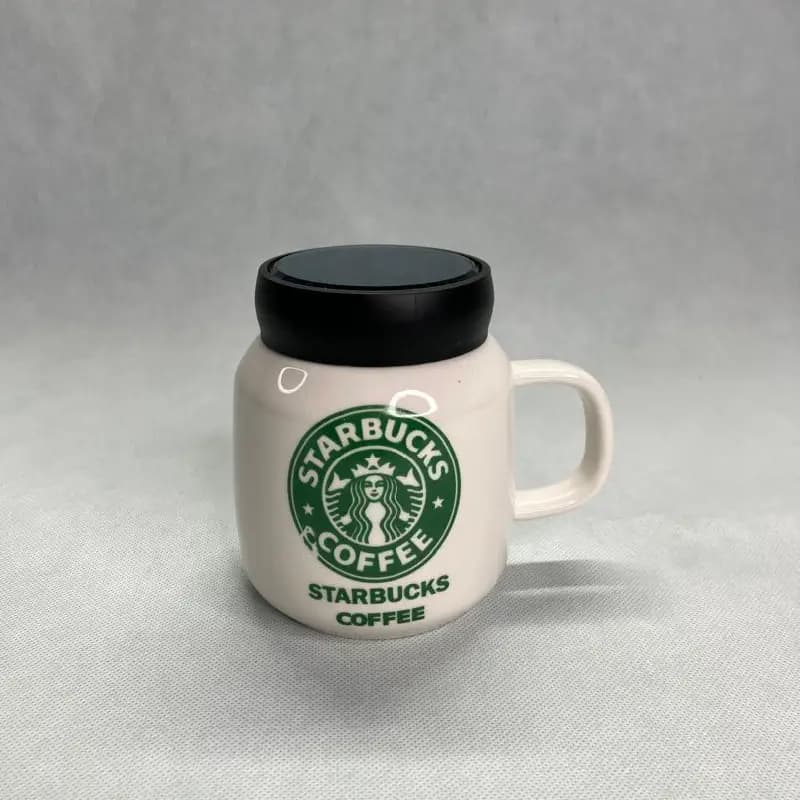ماگ STARBUCKS در آینه ای 15234