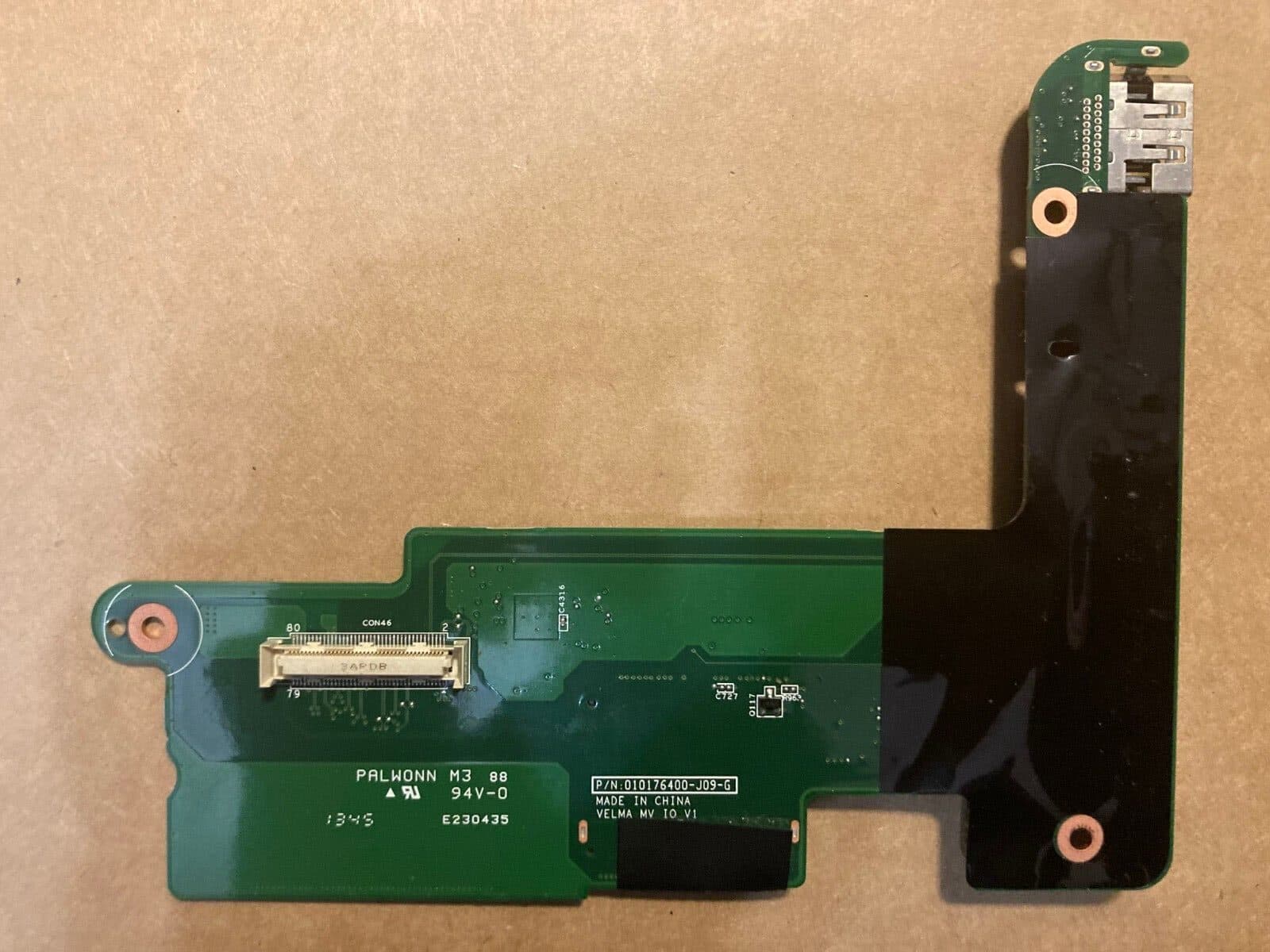 برد رم ریدر و یو اس بی و تصویر لپ تاپ اچ پی مدل HP-8570W — تصویر ۲