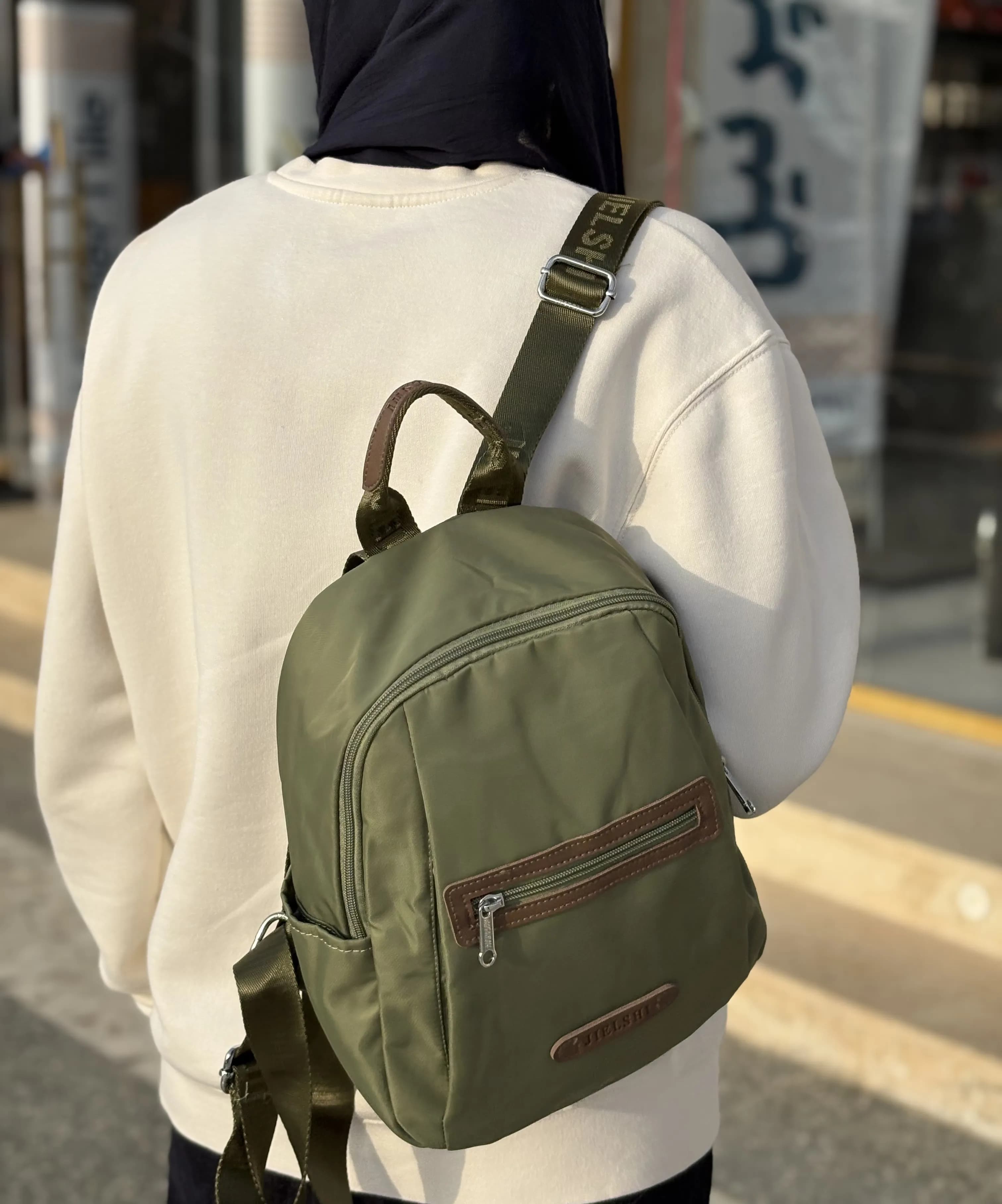 کوله پشتی برزنتی کد14-0056 وارداتی (x) — تصویر ۴