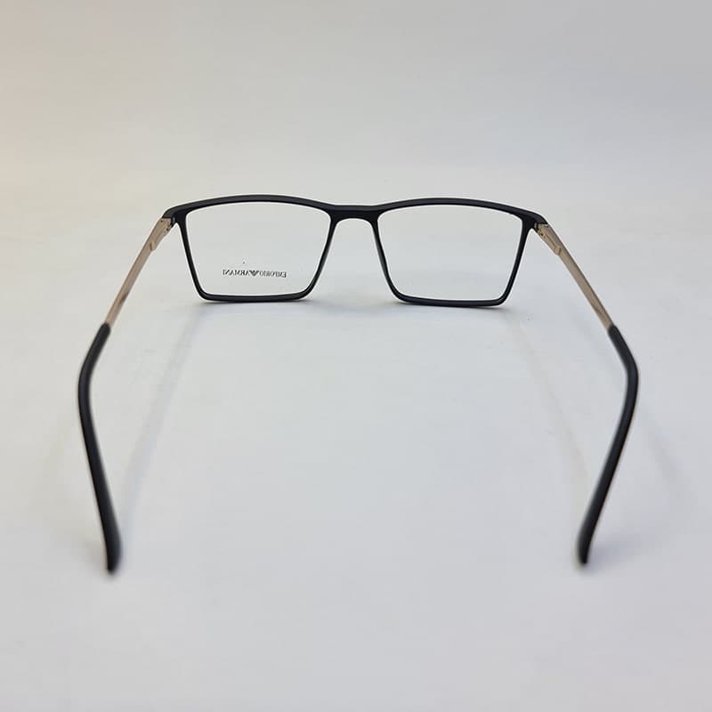عینک طبی TR90 مستطیلی مشکی رنگ با دسته طلایی و فنری 013 — تصویر ۵