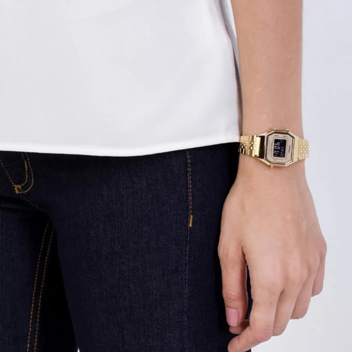 ساعت کاسیو Casio زنانه مدل LA680WGA-9B — تصویر ۵
