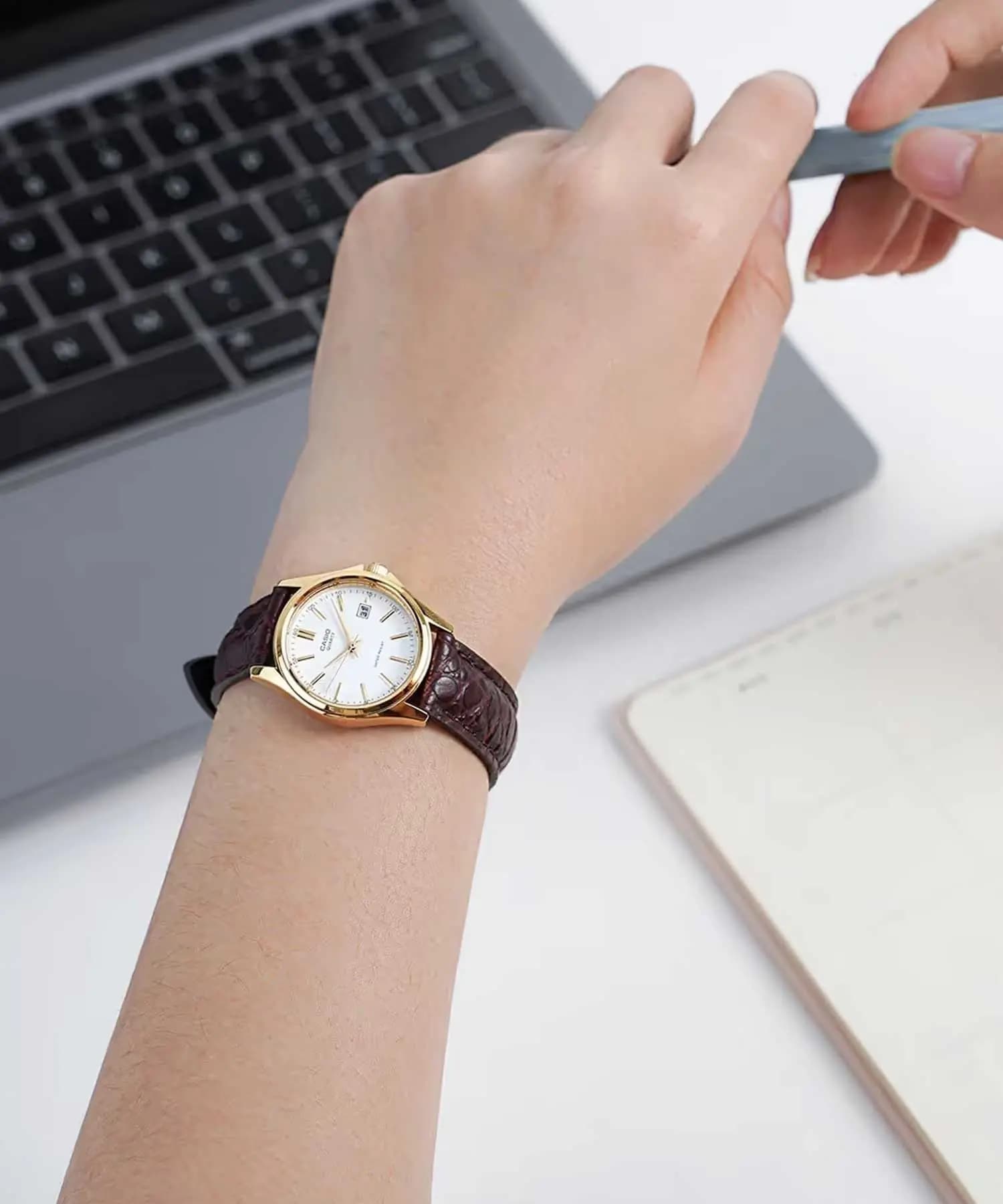 ساعت مچی زنانه اصل کاسیو (casio) زیرمجموعه استاندارد مدل LTP-1183Q-7ADF — تصویر ۵