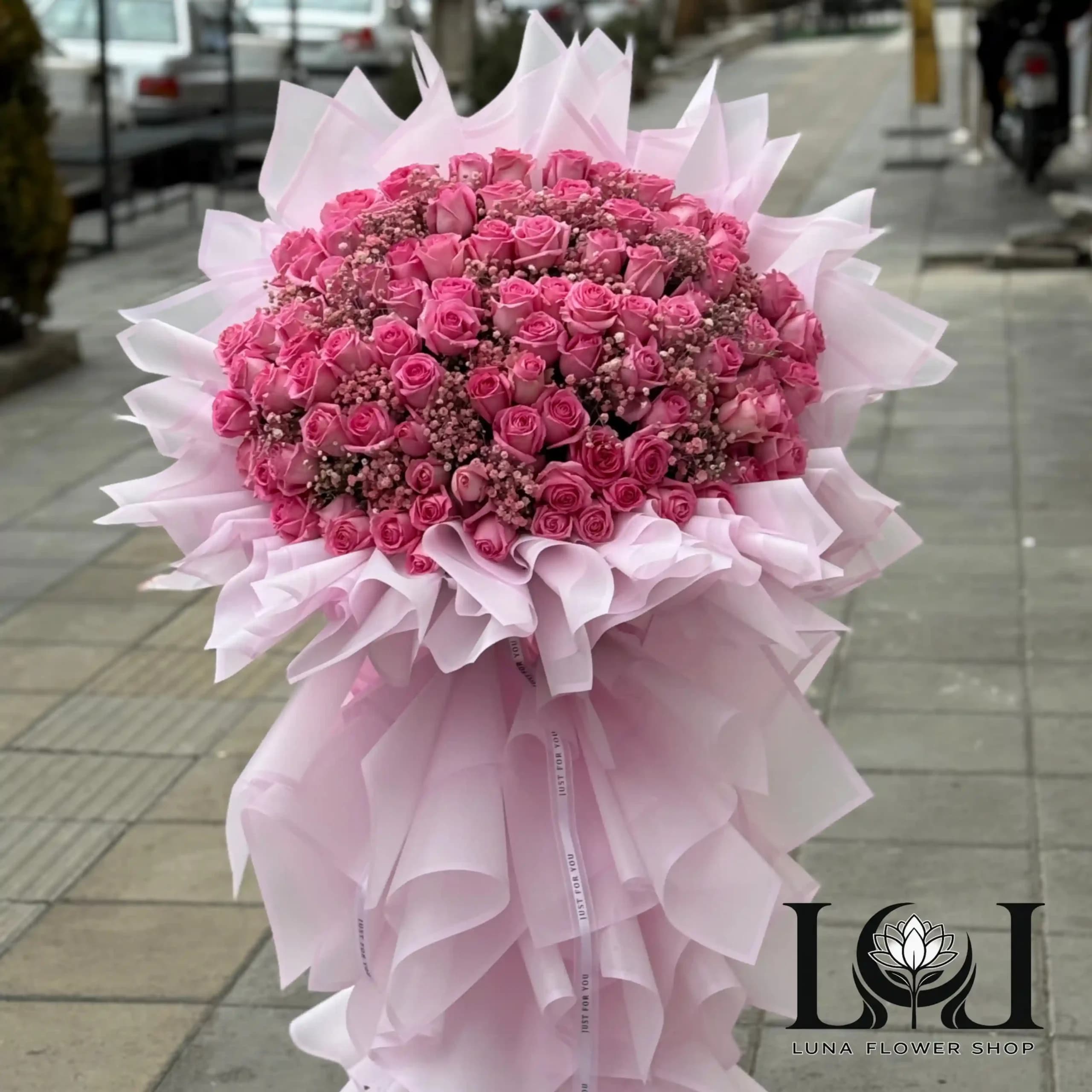 دسته گل ایستاده DL108