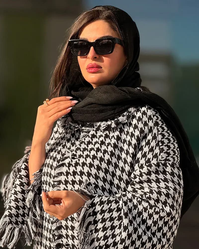 عينک آفتابي اسپرت آف وايت مدل OFF-WHITE OERI008 (SL) — تصویر ۲