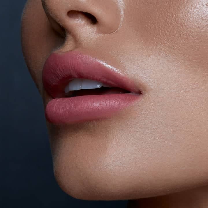 رژ لب مدادی سوپر مات پیپا شماره ۴۰۱ — تصویر ۳