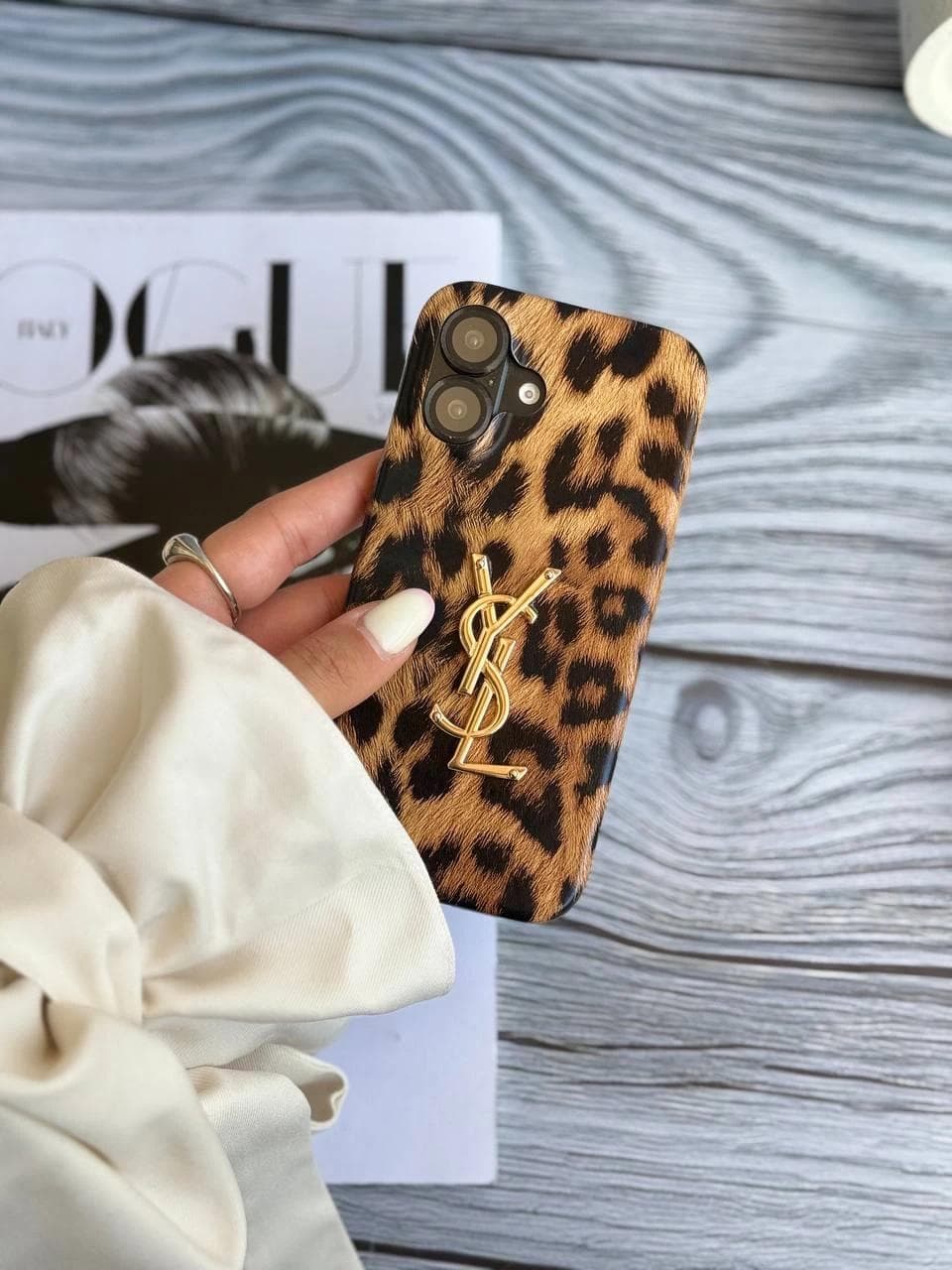 قاب YSL پلنگی (کدC2012) مناسب برای iPhone 12 Pro / iPhone 12 — تصویر ۵