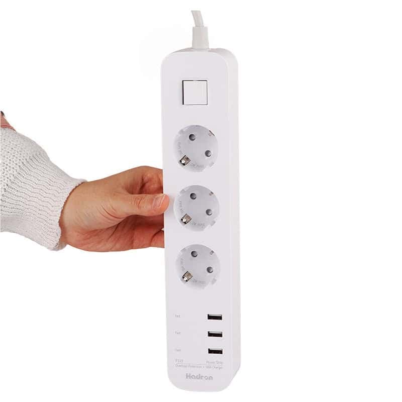 چند راهی 3 خانه برق ارت دار هادرون P323 با کابل 1.8 متری + شارژر USB — تصویر ۴
