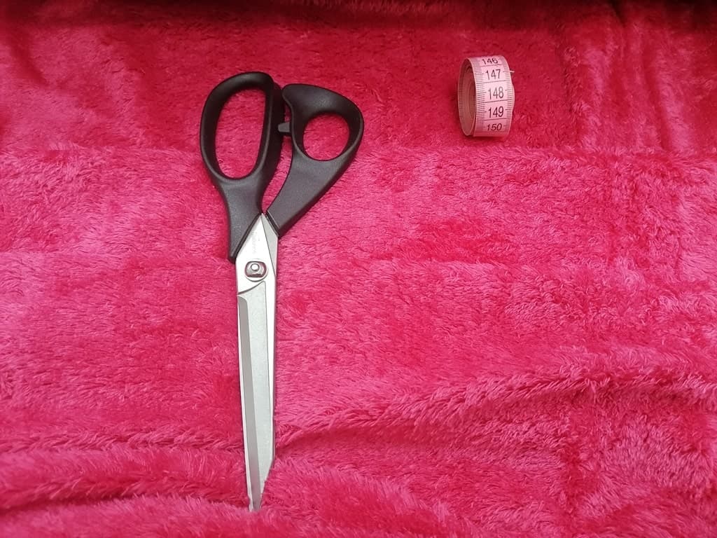 پارچه پولیشی سرخابی (پارچه عروسک سازی ایرانی عرض 1.8 متر) — تصویر ۳