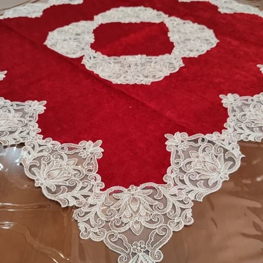 سرویس رومیزی مخمل دانتل ترک پنج تکه زرشکی طرح گل — تصویر ۶