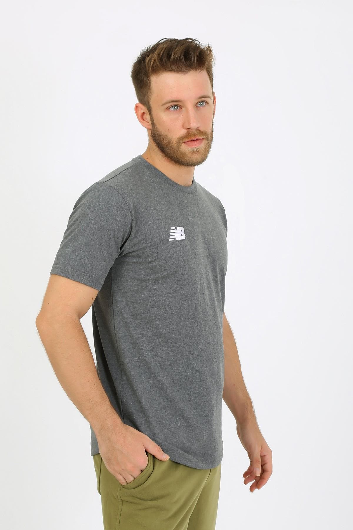 تی شرت ورزشی نیو بالانس مردانه پارچه خاکستری راسته Regular/رگولار Regular/رگولار اسپرت | New Balance TST2235-ANT TR — تصویر ۳