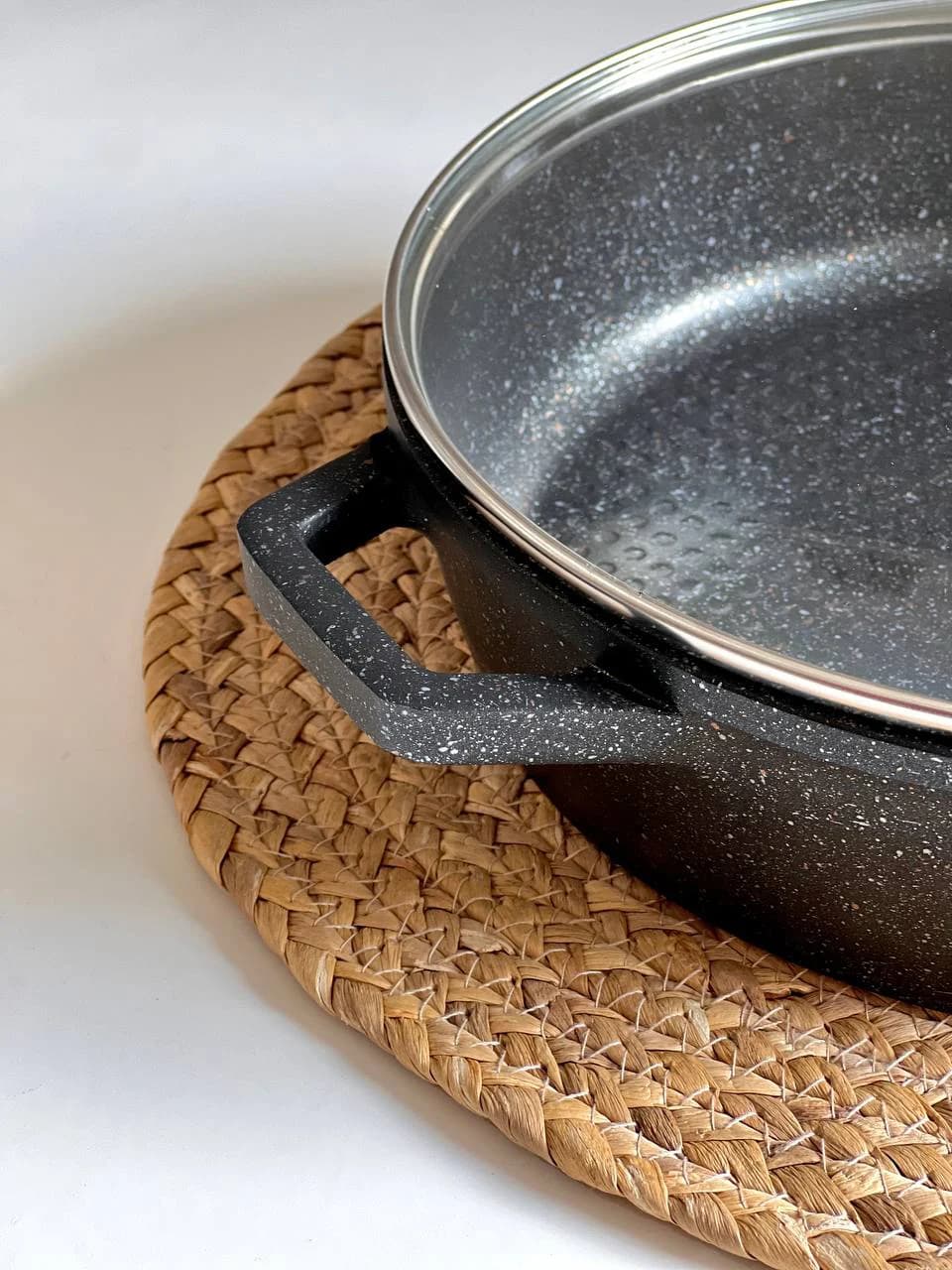 ماهیتابه گرانیتی کاندید- مدل کلاسیک دو دسته سایز 26 – دو رو مشکی — تصویر ۵
