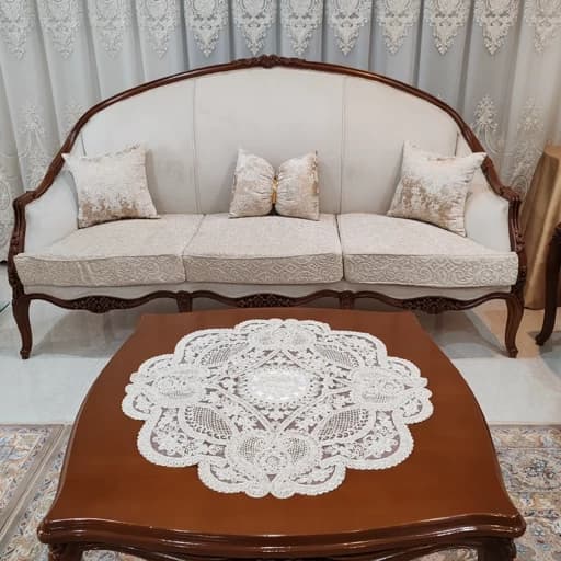 رومیزی گرد دانتل مخمل ترکیه سه تکه طرح آی تک — تصویر ۶