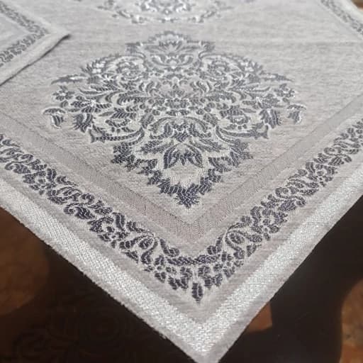 رومیزی چهار تکه مخمل شاین ابریشمی مدل پرواز — تصویر ۴