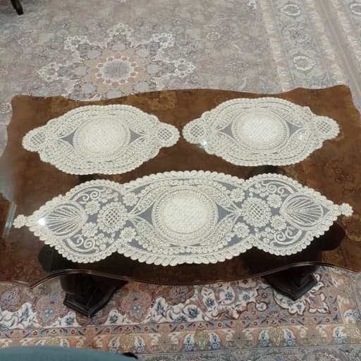 رومیزی بیضی مخمل دانتل ترک سه تکه طرح گندمک — تصویر ۷