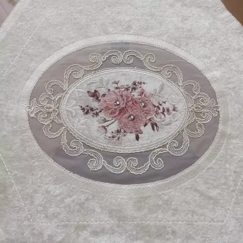 رومیزی مخمل دانتل جدید گلدوزی و چاپی سه تکه — تصویر ۵