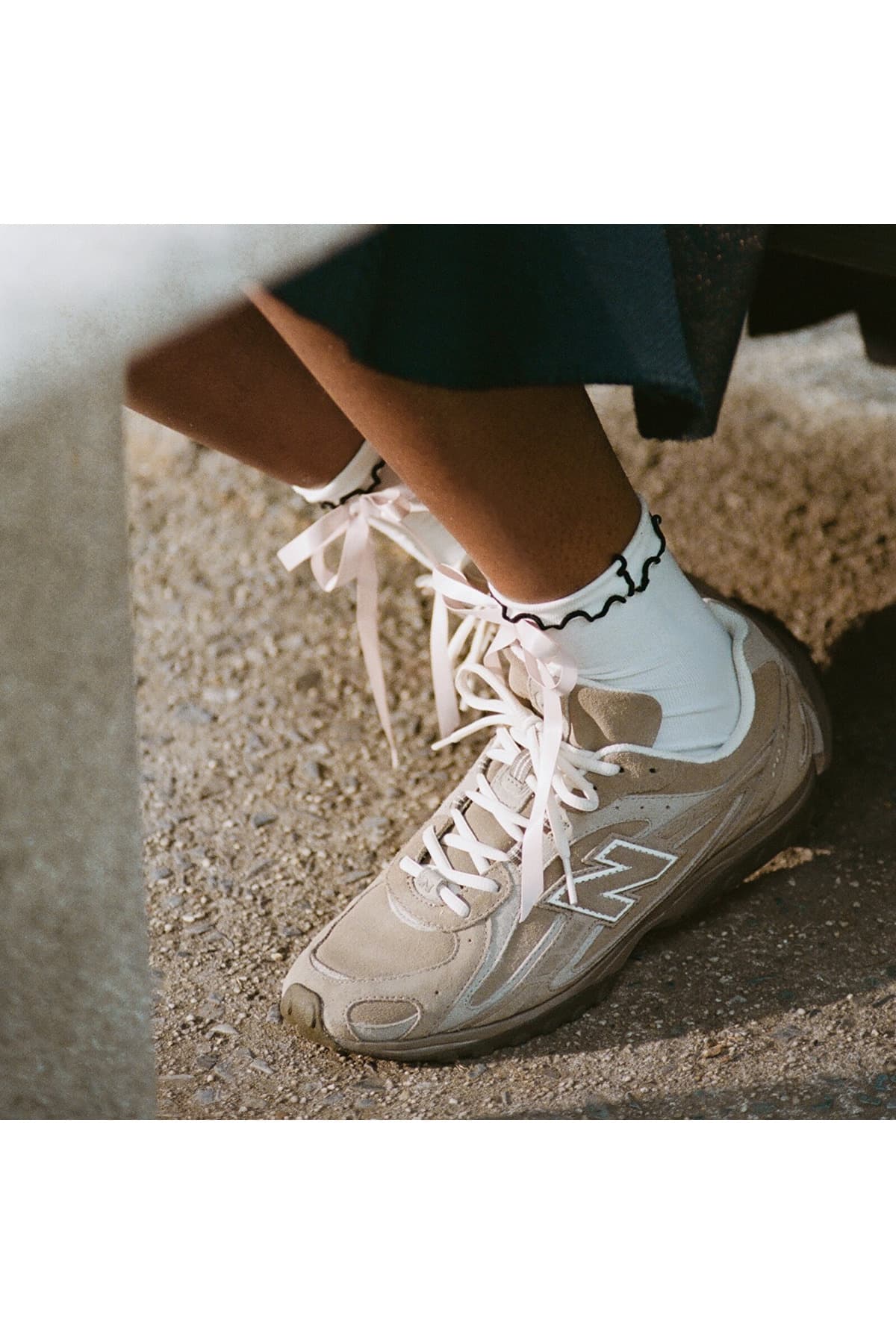 کفش اسنیکر نیو بالانس زنانه جیر قهوه ای Authentic راسته شیک/شبانه | New Balance U204LMMA VN — تصویر ۵
