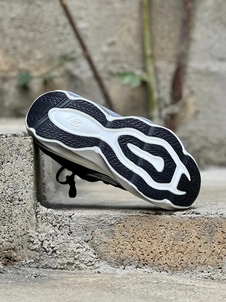 کفش اسپرت کتونی زنانه اسکیچرز Go Run اورجینال | کد 402 — تصویر ۴