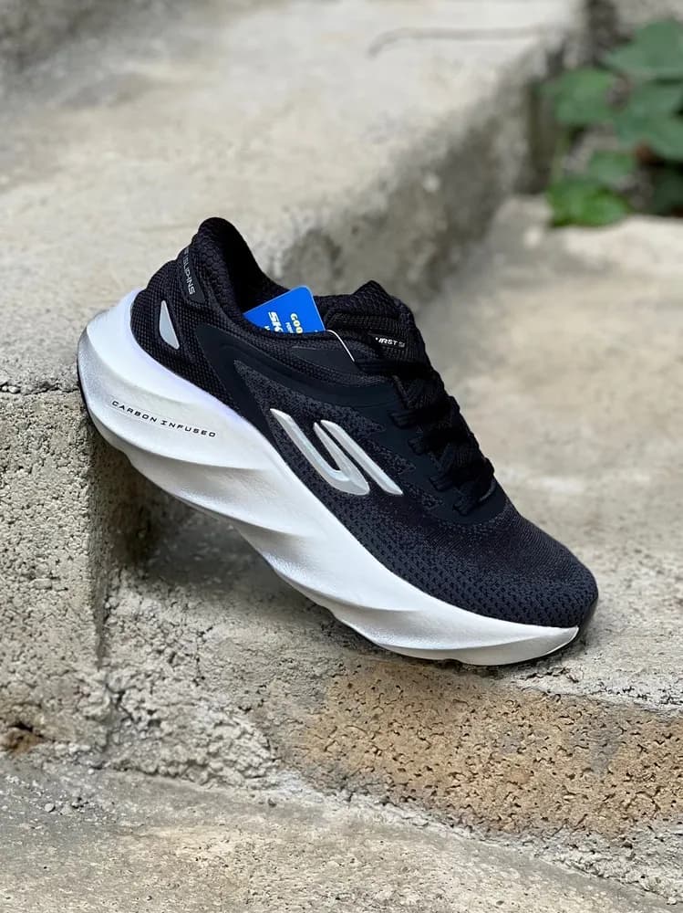 کفش اسپرت کتونی زنانه اسکیچرز Go Run اورجینال | کد 402 — تصویر ۲