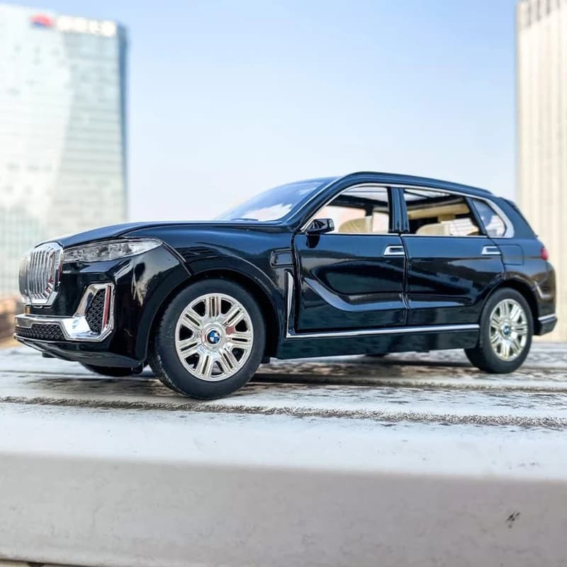 ماکت ماشین چه ژی مدل بی ام و BMW X7 کد CZ06 — تصویر ۲