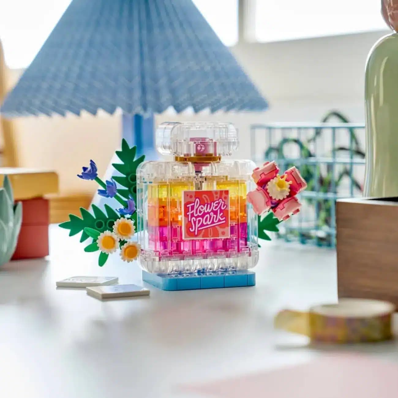 لگو طرح شیشه عطر LEGO مدل 31383 سه در یک 286 قطعه — تصویر ۹