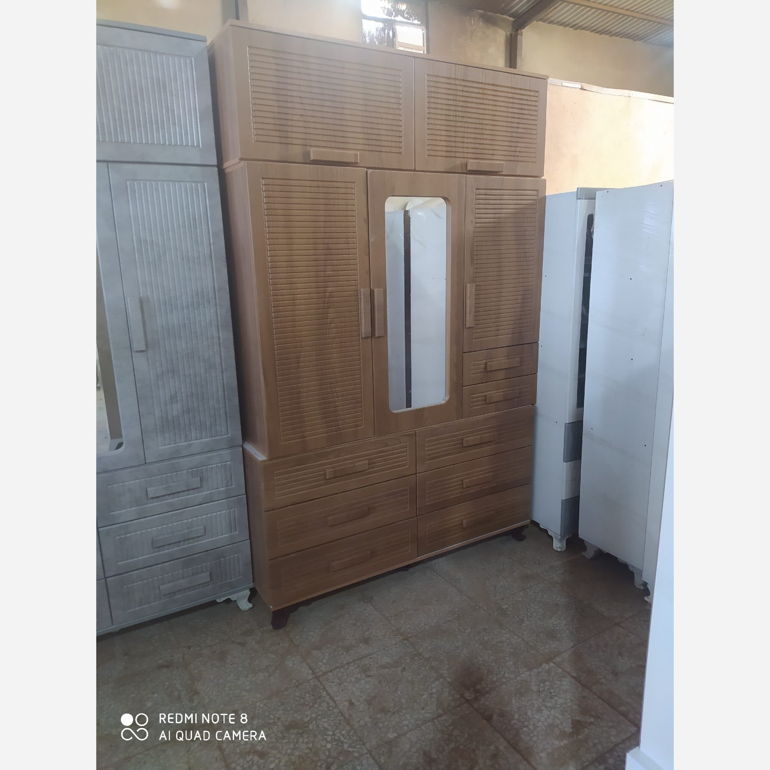 کمد بزرگ سال 140مدل یخچال سه تیکه مبلمان اورلین مدل 976060 — تصویر ۲