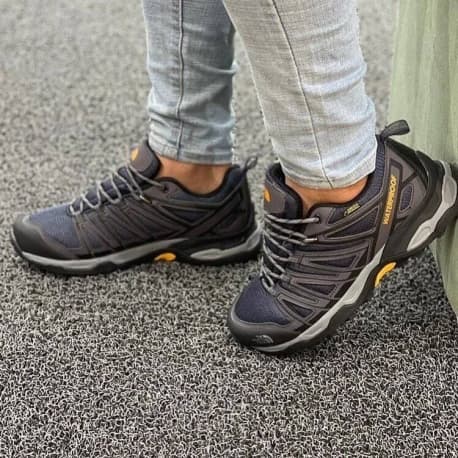 کتونی طبیعت گردی نورث فیس مشکی north face