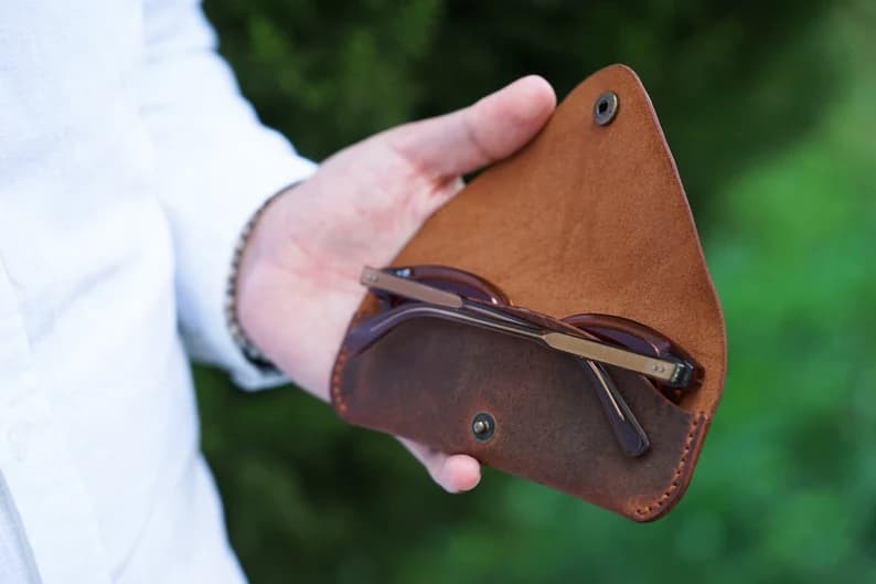 کیف عینک چرم طبیعی مدل Glass Bag 07 | سیلوا چرم — تصویر ۲
