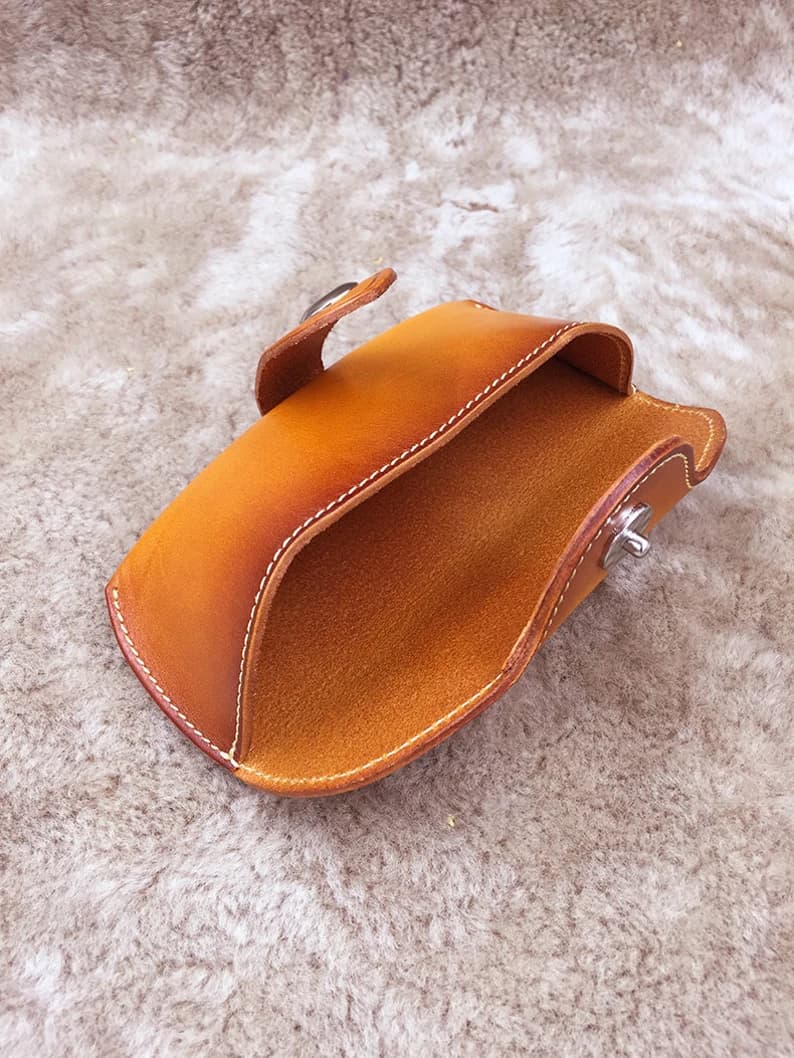 کیف عینک چرم طبیعی مدل Glass Bag 02 | سیلوا چرم — تصویر ۳