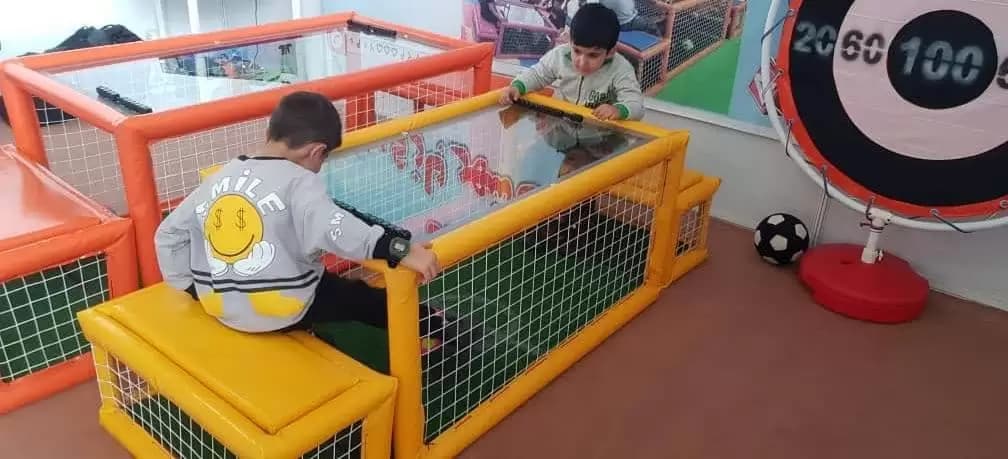 فوتبال نشسته با چمن سایز کوچک
