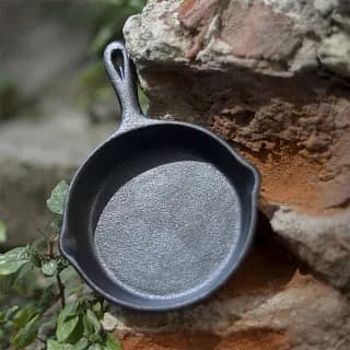 تابه چدنی 26 سانت لاج مدل Lodge Cast Iron Skillet — تصویر ۳