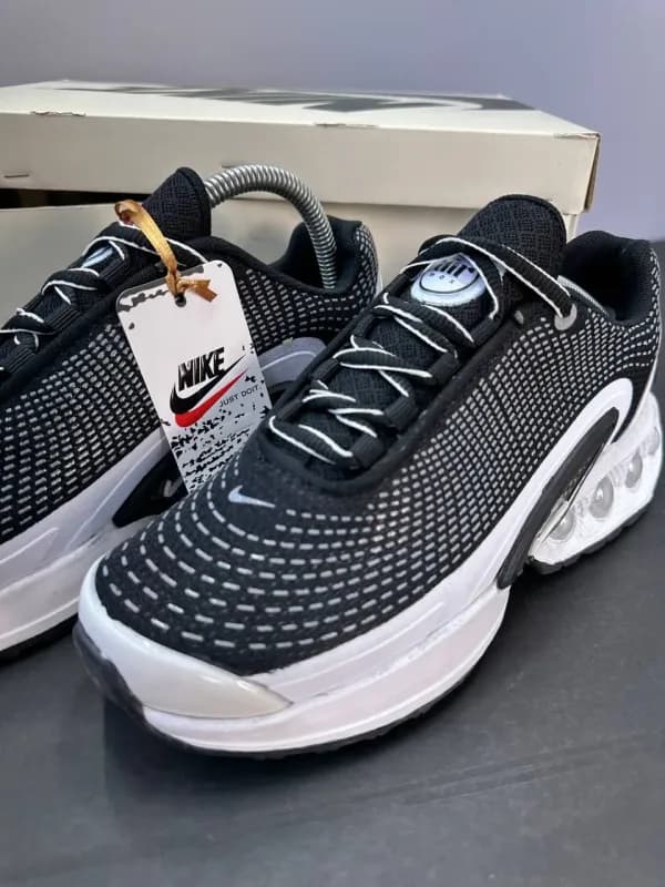کتونی نایک دیان مردانه مشکی سفید | Nike DN — تصویر ۴