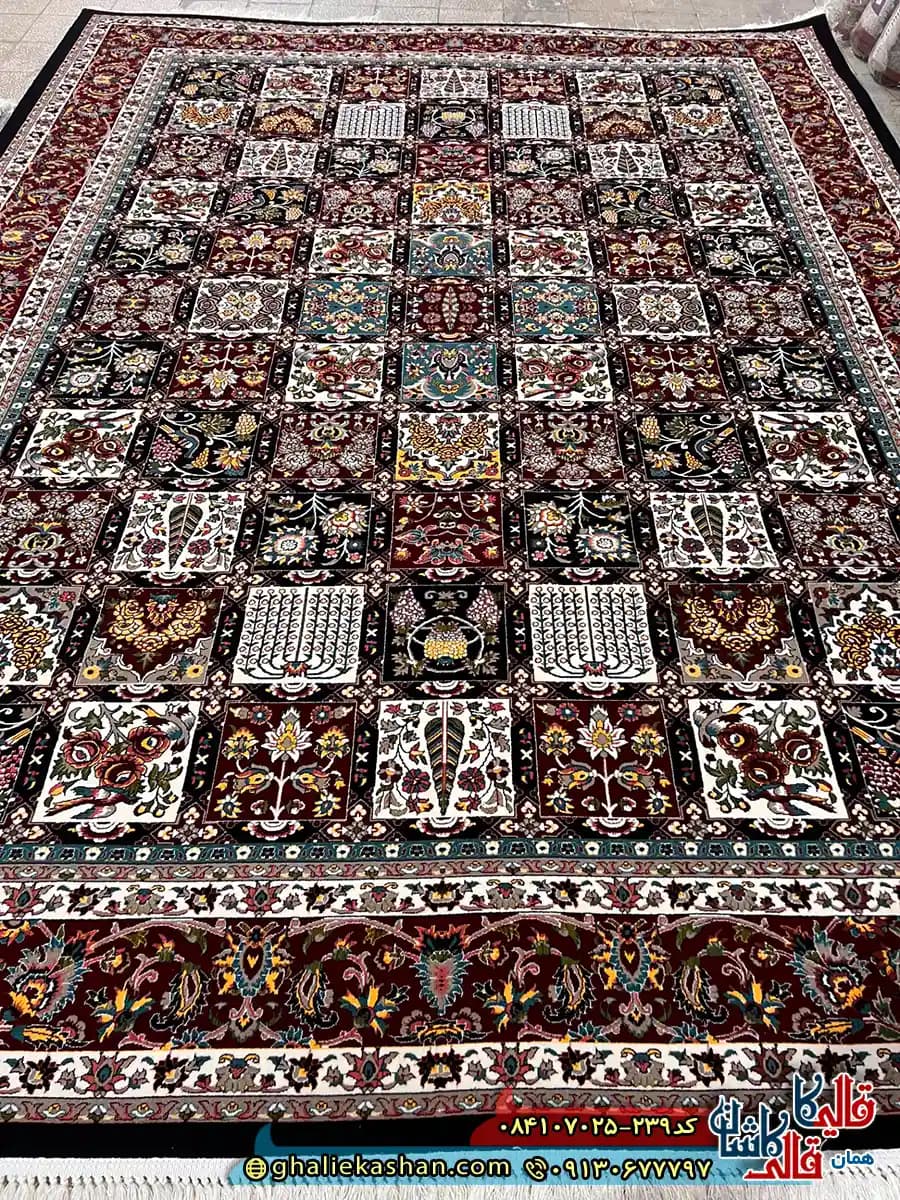 فرش خشتی 700 شانه طرح بختیاری رنگ سرمه ای کاشان — تصویر ۲